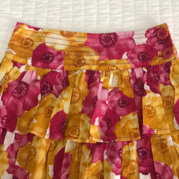 Girls skirt - Picture 3 of 3